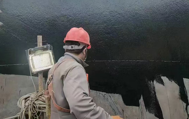 烟囱防腐施工.jpg